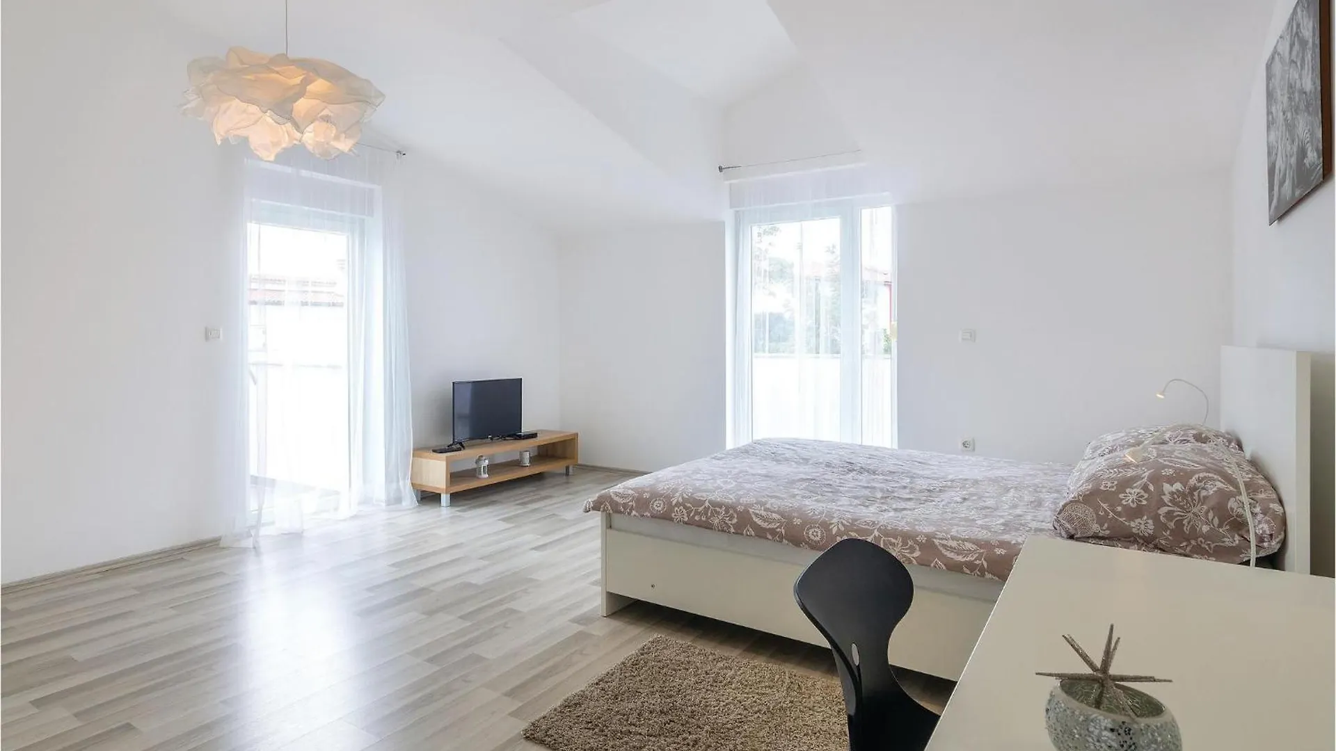 Nice Home In Pula With Outdoor Swimming Pool Holiday home