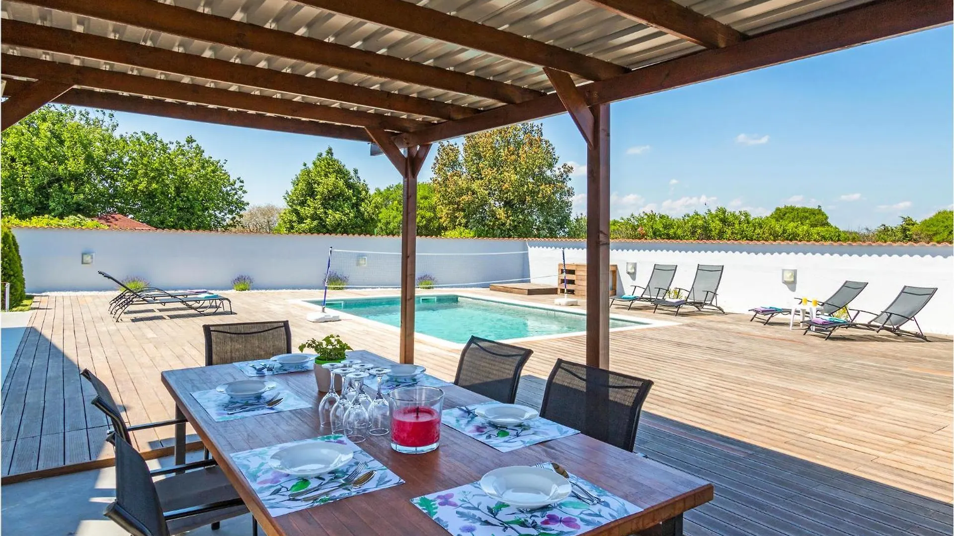 Nice Home In Pula With Outdoor Swimming Pool 0*,