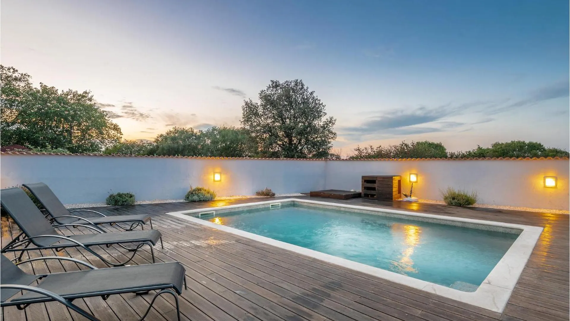 Nice Home In Pula With Outdoor Swimming Pool